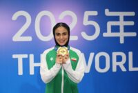 دختر ایرانی برای اولین بار روی سکوی نخست جهانی کاراته ایستاد