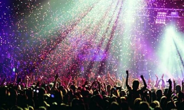 رواج کلاهبرداری با فروش بلیت جعلی کنسرت در امارات رواج کلاهبرداری با فروش بلیت جعلی کنسرت در امارات