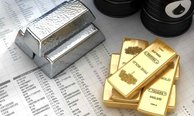 پیشنهاد یک تحلیلگر معروف به سرمایه‌گذاری بر روی طلا و نقره