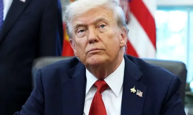 ترامپ به مذاکرات تجاری با کانادا خاتمه میدهد ترامپ به مذاکرات تجاری با کانادا خاتمه میدهد