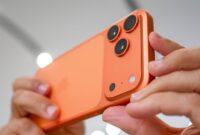 افزایش گوشیهای قاچاق آیفون ۱۷ در بازار افزایش گوشیهای قاچاق آیفون ۱۷ در بازار