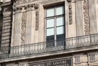 پنجره ورود دزدان به موزه لوور جاذبه گردشگری شد پنجره ورود دزدان به موزه لوور جاذبه گردشگری شد