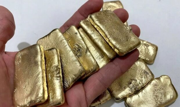 توصیههای یک کارشناس برای خرید طلای آب شده توصیههای یک کارشناس برای خرید طلای آب شده