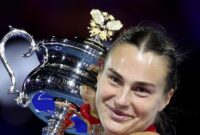 زن شماره یک تنیس جهان در امارات به نبرد جنسیت‌ها می‌رود