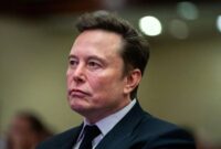 آیا ایلان ماسک نخستین تریلیونر جهان می‌شود؟