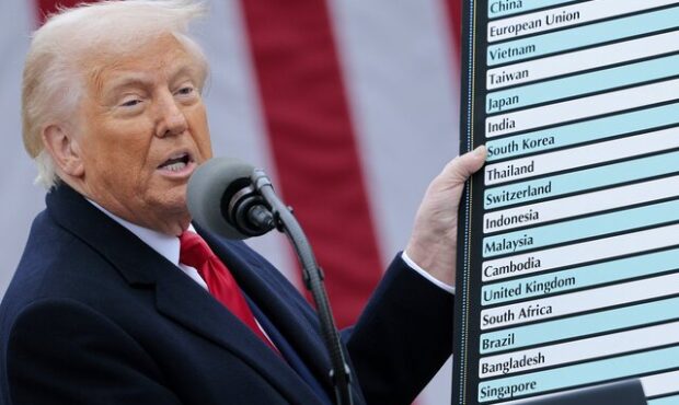 تعرفههای ترامپ این صنایع کانادا را فلج کرد تعرفههای ترامپ این صنایع کانادا را فلج کرد