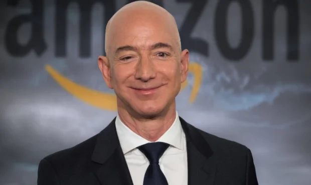 هشدار مدیرعامل آمازون؛ فعلا از معاملات بزرگ خودداری کنید
