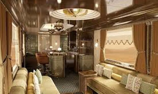 سوت مجلل ترین قطار خاورمیانه در عربستان کشیده شد سوت مجلل ترین قطار خاورمیانه در عربستان کشیده شد