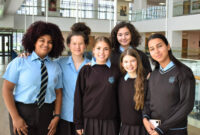 میلیاردر اماراتی خواستار کاهش ساعات مدرسه شد