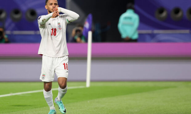 مهدی قائدی در دبی گل کاشت