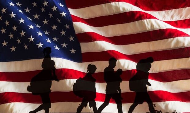 تصمیمگیری جدید ترامپ؛توقف پروندههای پناهندگی در آمریکا تصمیمگیری جدید ترامپ؛توقف پروندههای پناهندگی در آمریکا