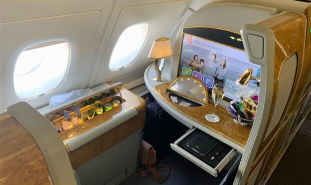 برقراری اینترنت استارلینک رایگان در پروازهای هواپیمایی امارات