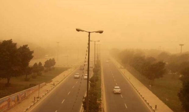 هوای ناسالم و گردوغبار در امارات؛ مدارس فعالیت‌های فضای باز را تعلیق کردند