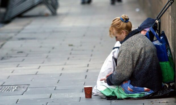 سایه سنگین فقر به اروپا هم رسید سایه سنگین فقر به اروپا هم رسید