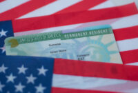 توقف پرونده‌های درخواست اقامت دایم در آمریکا