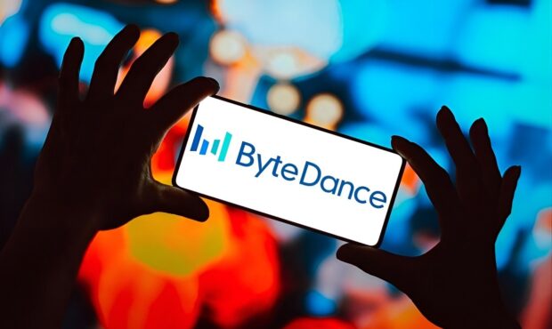 مالک تیکتاک وارد جرگه گوشیسازان شد مالک تیکتاک وارد جرگه گوشیسازان شد