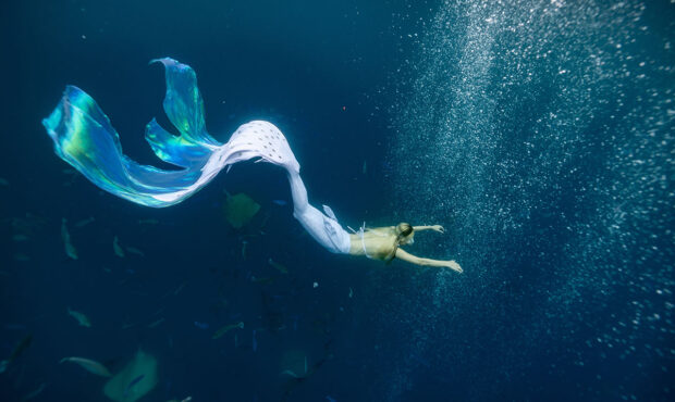 استخدام پری دریایی در هتل آتلانتیس دبی استخدام پری دریایی در هتل آتلانتیس دبی