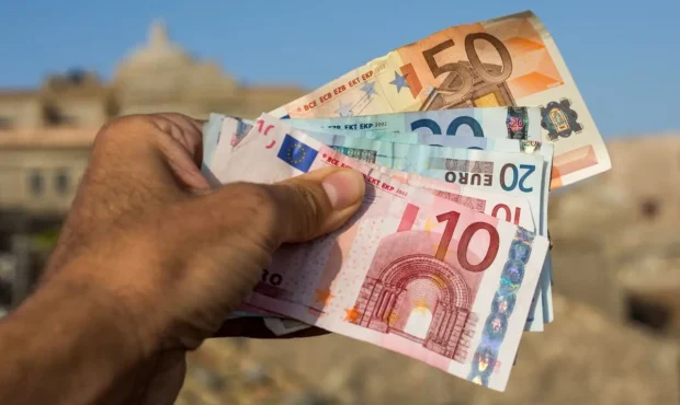 جهش دستمزدها در منطقه یورو