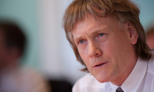 ثروت خانواده کانادایی که در فهرست ثروتمندترینهای 2025 قرار گرفت از کجاست؟ ثروت خانواده کانادایی که در فهرست ثروتمندترینهای 2025 قرار گرفت از کجاست؟