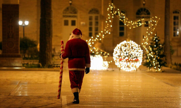 هزینه‌های زندگی در اروپا فرصت لذت از کریسمس را محدود کرد