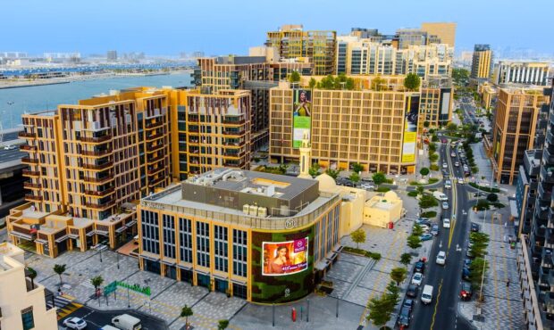 دبی میزبان نخستین خیابان ساخته شده از طلا می‌شود